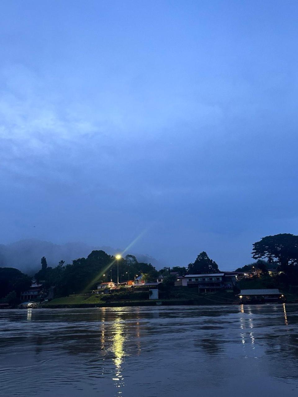 Teresek View Motel Kuala Tahan Dış mekan fotoğraf