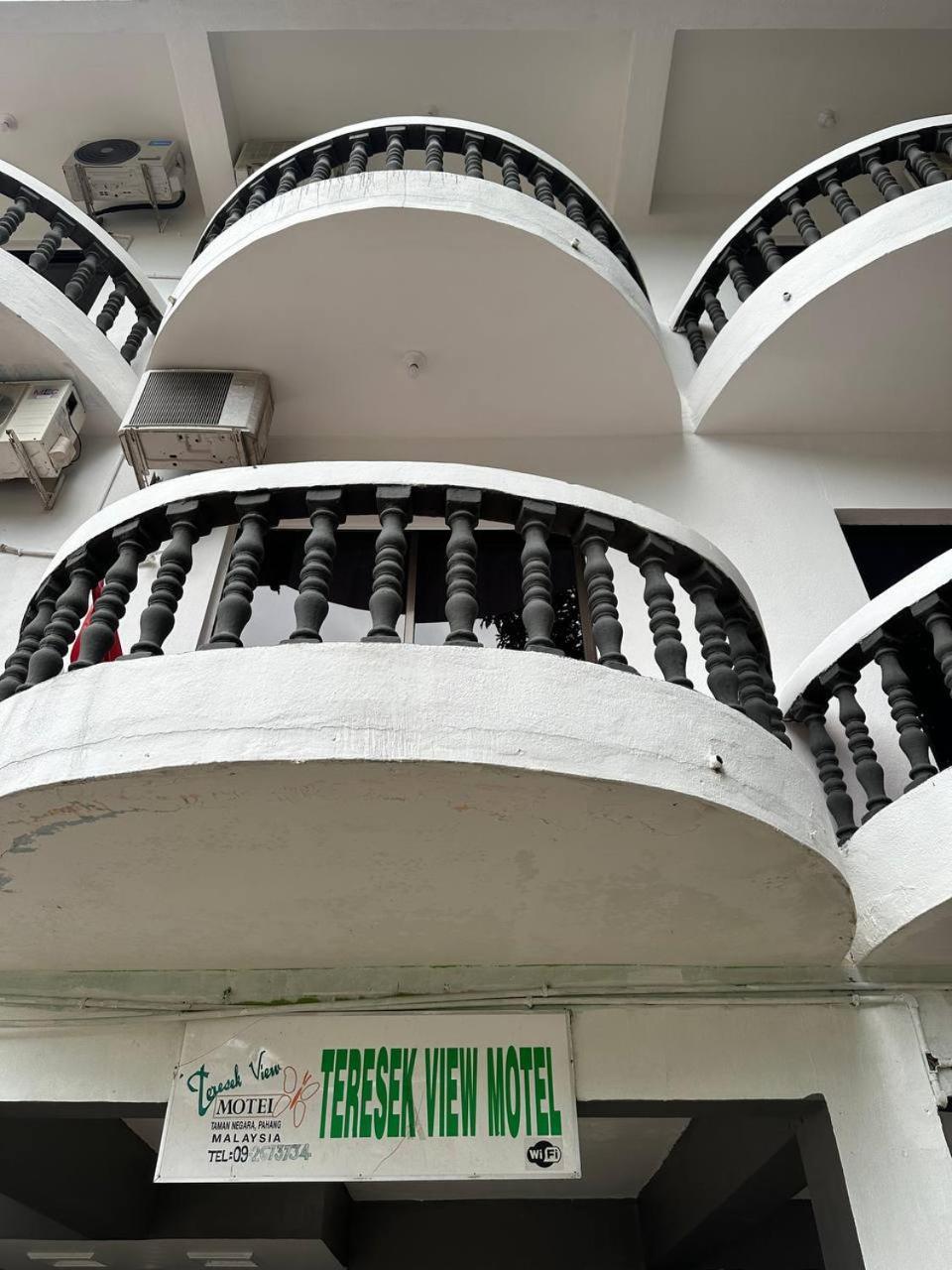 Teresek View Motel Kuala Tahan Dış mekan fotoğraf