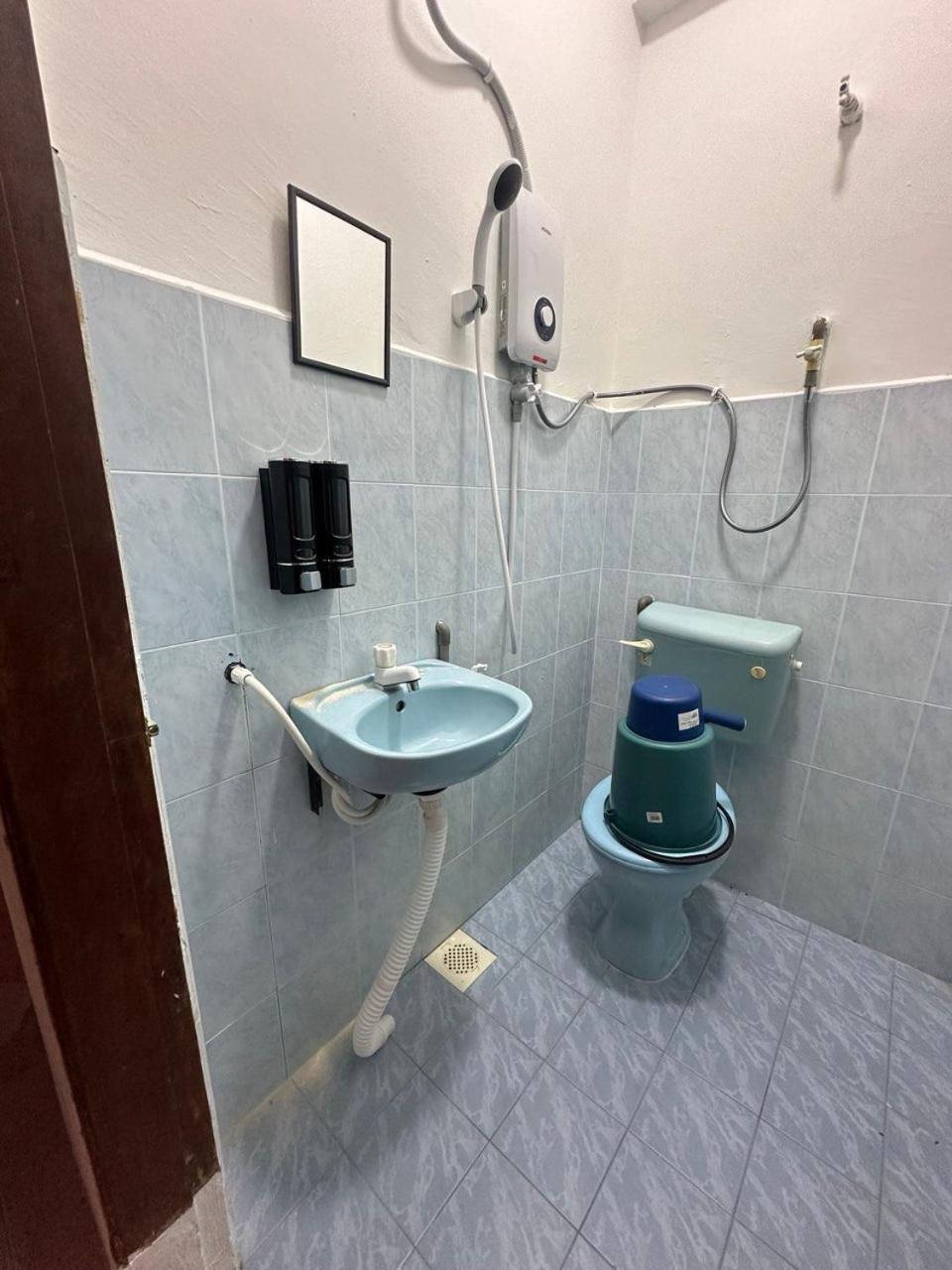 Teresek View Motel Kuala Tahan Dış mekan fotoğraf