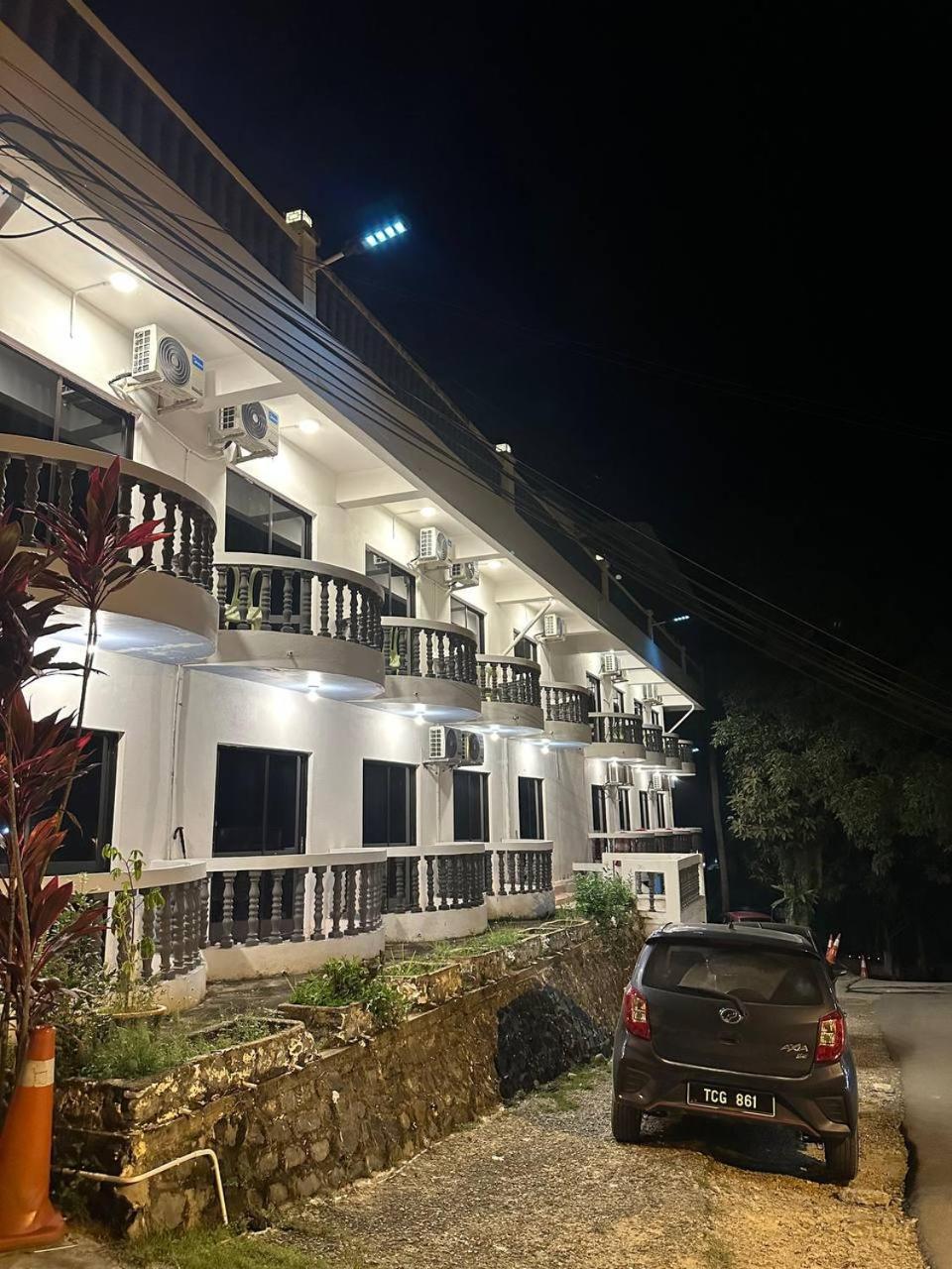 Teresek View Motel Kuala Tahan Dış mekan fotoğraf